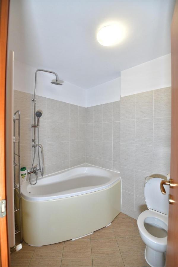 Apartament Lux 1 Mai Pod บูคาเรสต์ ภายนอก รูปภาพ